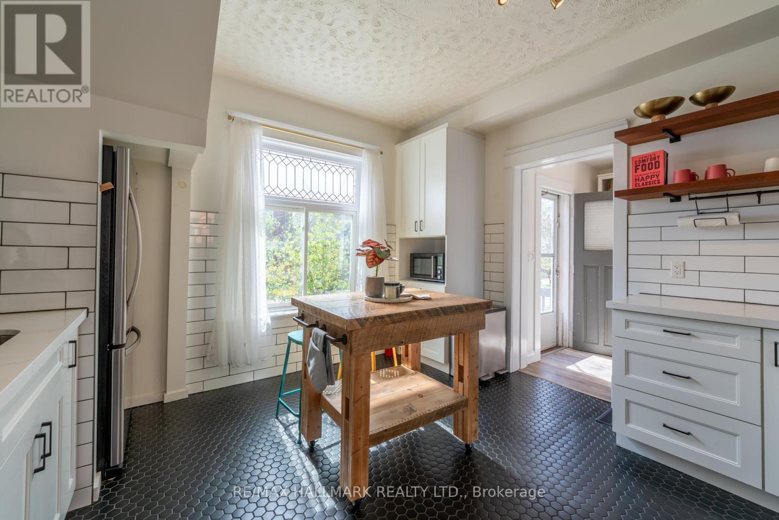 120 Cameron Street N, Kitchener, Ontario  N2H 3A7 - Photo 15 - X12384618