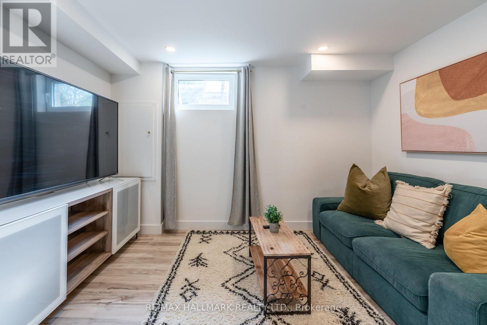 120 Cameron Street N, Kitchener, Ontario  N2H 3A7 - Photo 35 - X12384618