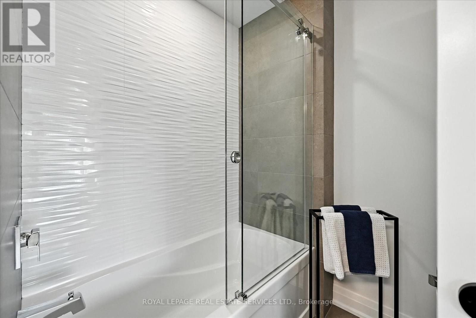 88 Moody Street, Pelham, Ontario  L3E 0B3 - Photo 36 - X12384651