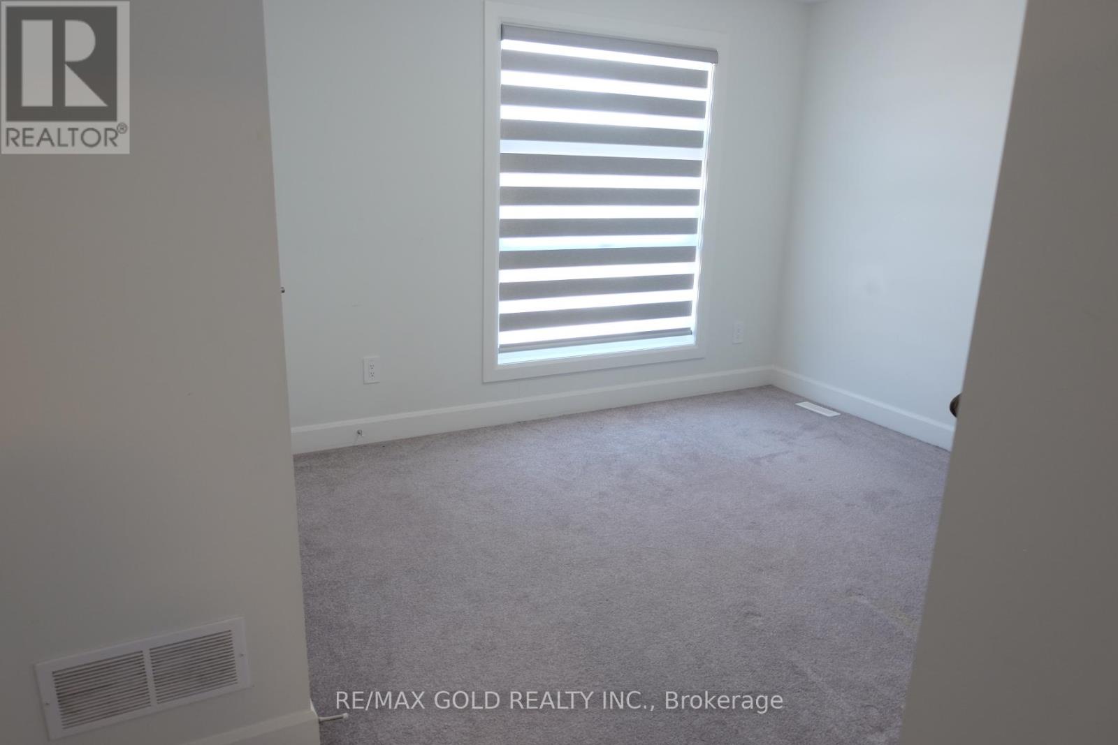 203 Byers Street, London South, Ontario  N6L 1K3 - Photo 15 - X12383236