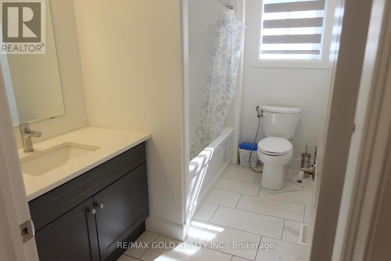 203 Byers Street, London South, Ontario  N6L 1K3 - Photo 21 - X12383236