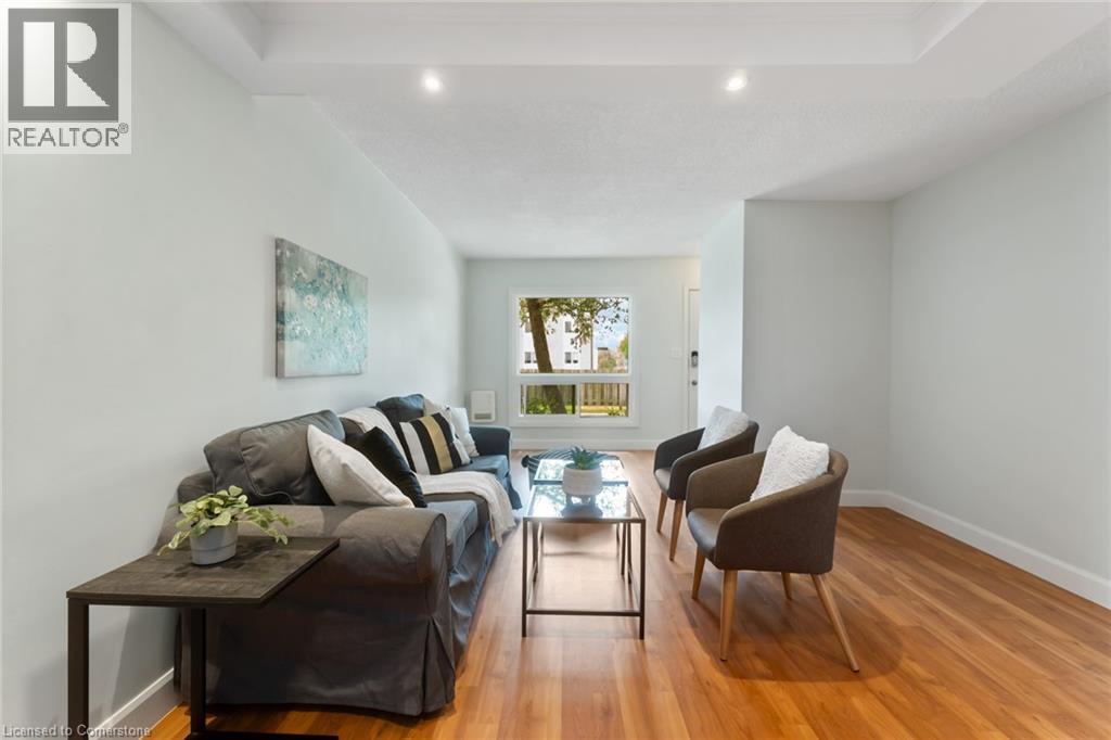 8646 WILLOUGHBY Drive Unit# 10, Niagara Falls, Ontario