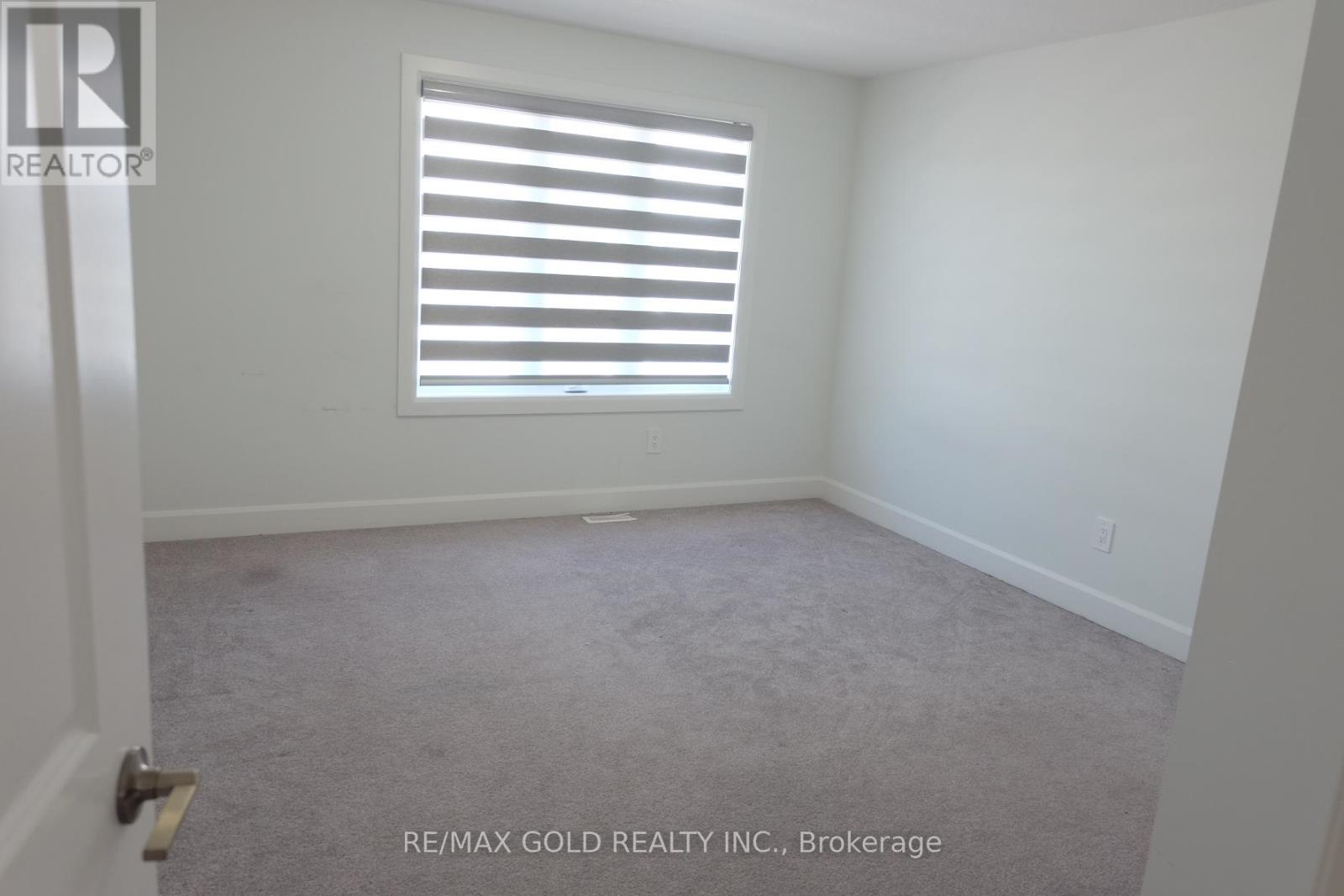 203 Byers Street, London South, Ontario  N6L 1K3 - Photo 16 - X12383236