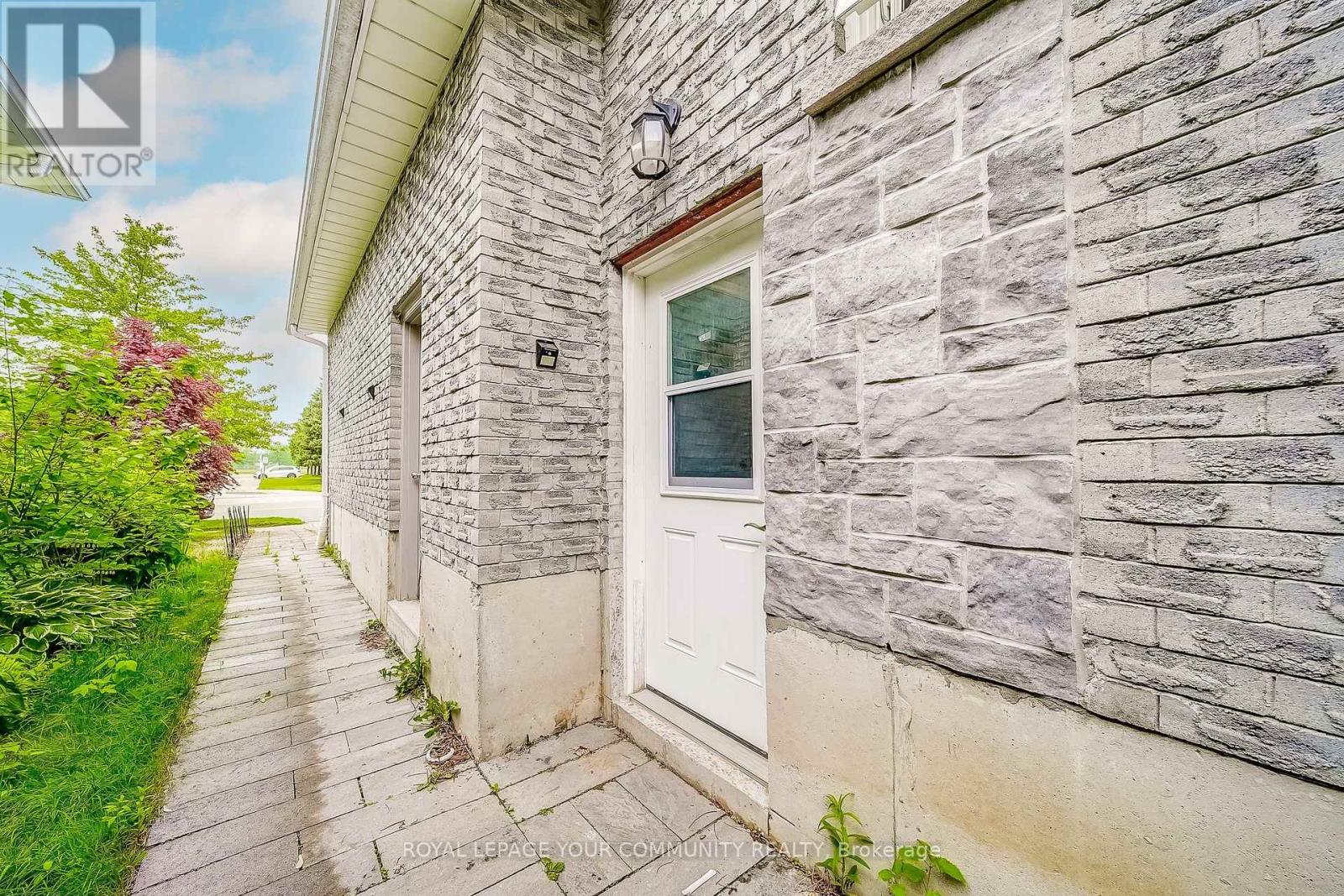 125 Biscayne Boulevard E, Georgina, Ontario  L4P 3S2 - Photo 47 - N12380948