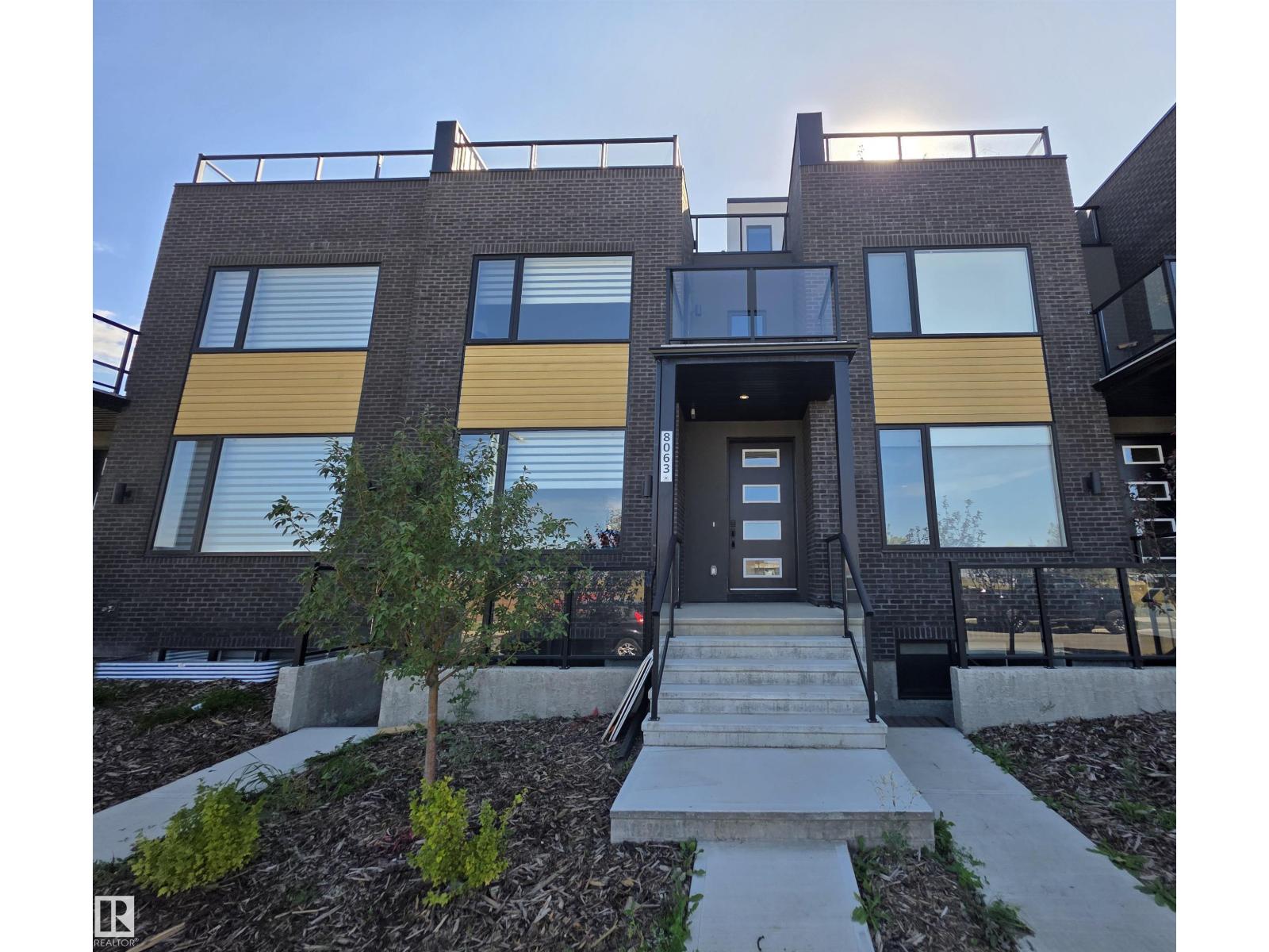 8063 Cedric Mah Rd Nw, Edmonton, Alberta  T5G 2R6 - Photo 1 - E4456340