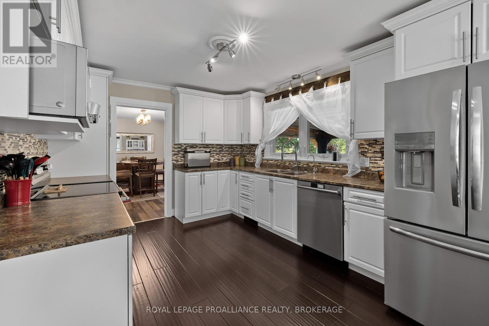 145 Bridge Street W, Greater Napanee, Ontario  K7R 2E1 - Photo 11 - X12384808