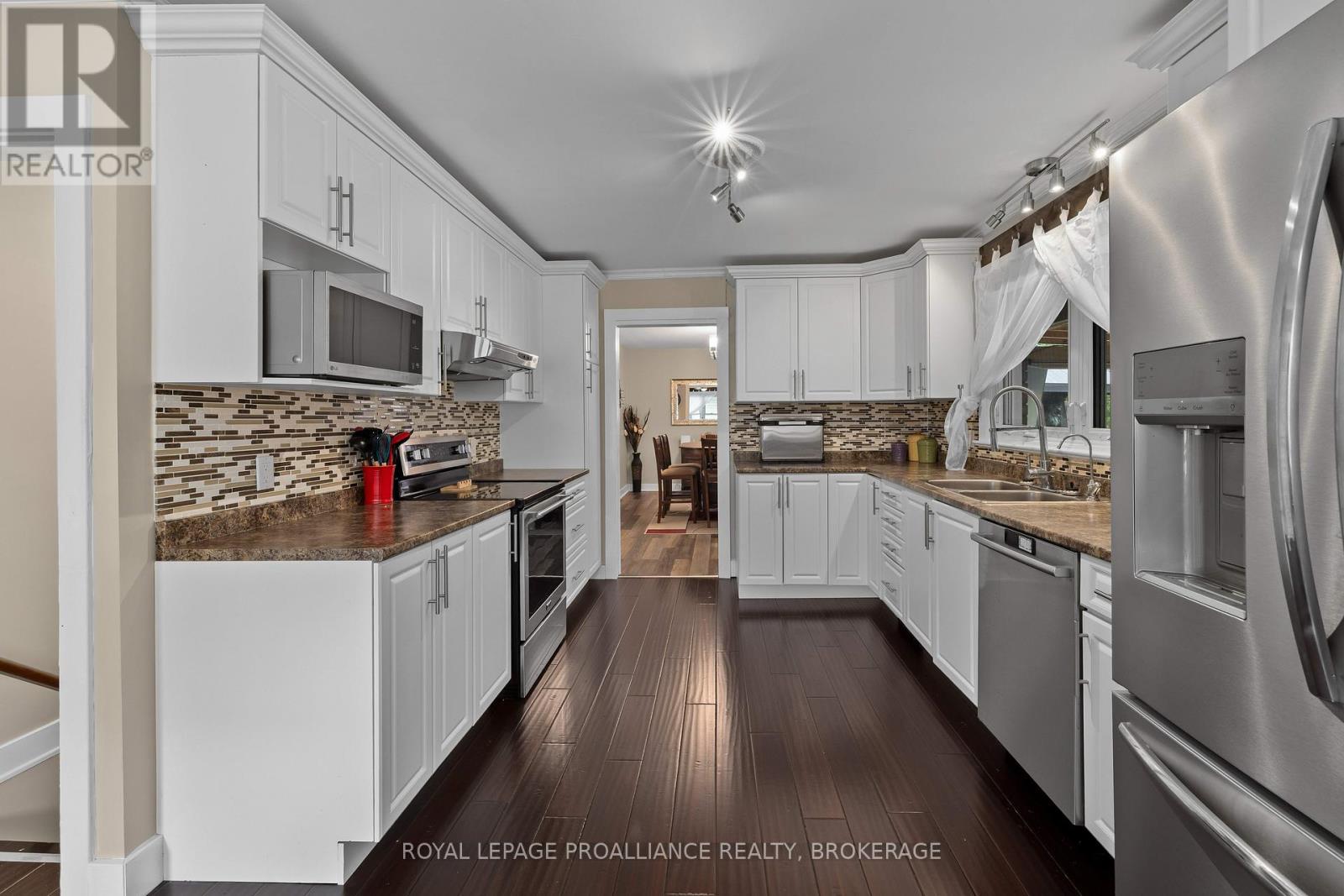 145 Bridge Street W, Greater Napanee, Ontario  K7R 2E1 - Photo 13 - X12384808