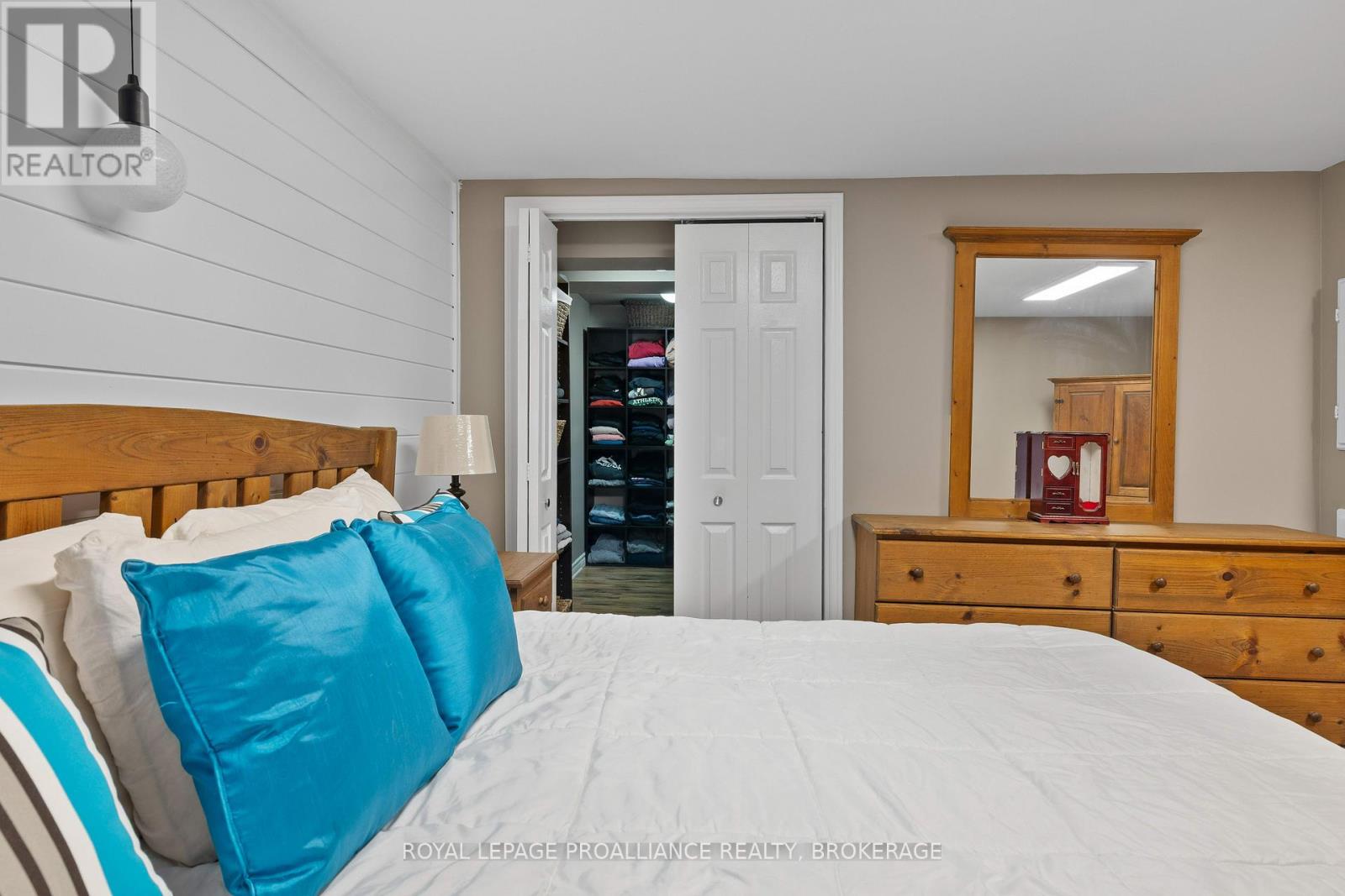 145 Bridge Street W, Greater Napanee, Ontario  K7R 2E1 - Photo 31 - X12384808