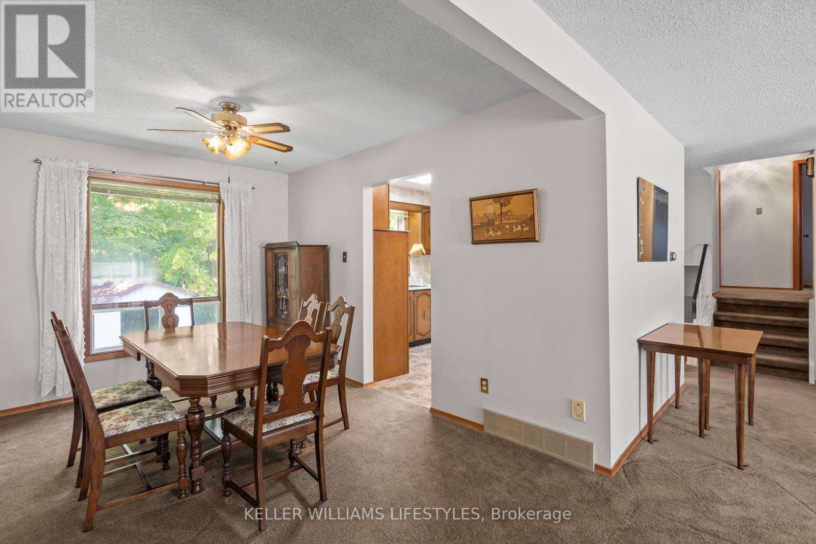 195 Queen Street, North Middlesex (Ailsa Craig), Ontario  N0M 1A0 - Photo 10 - X12384805