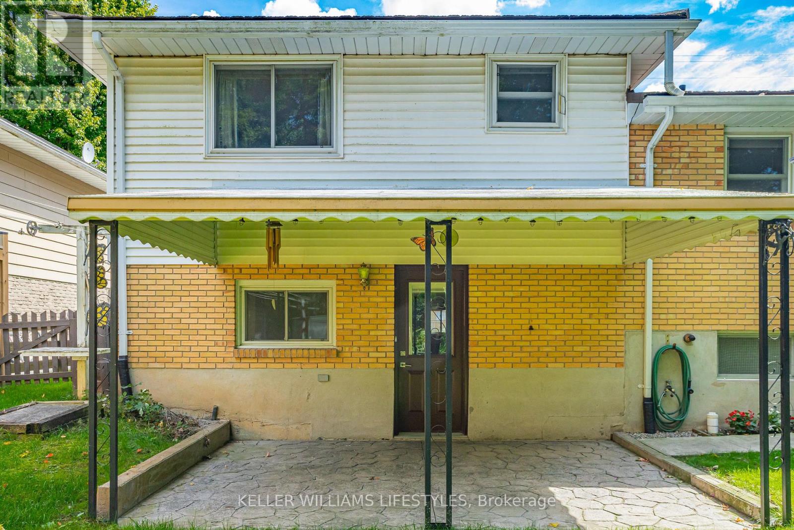 195 Queen Street, North Middlesex (Ailsa Craig), Ontario  N0M 1A0 - Photo 31 - X12384805