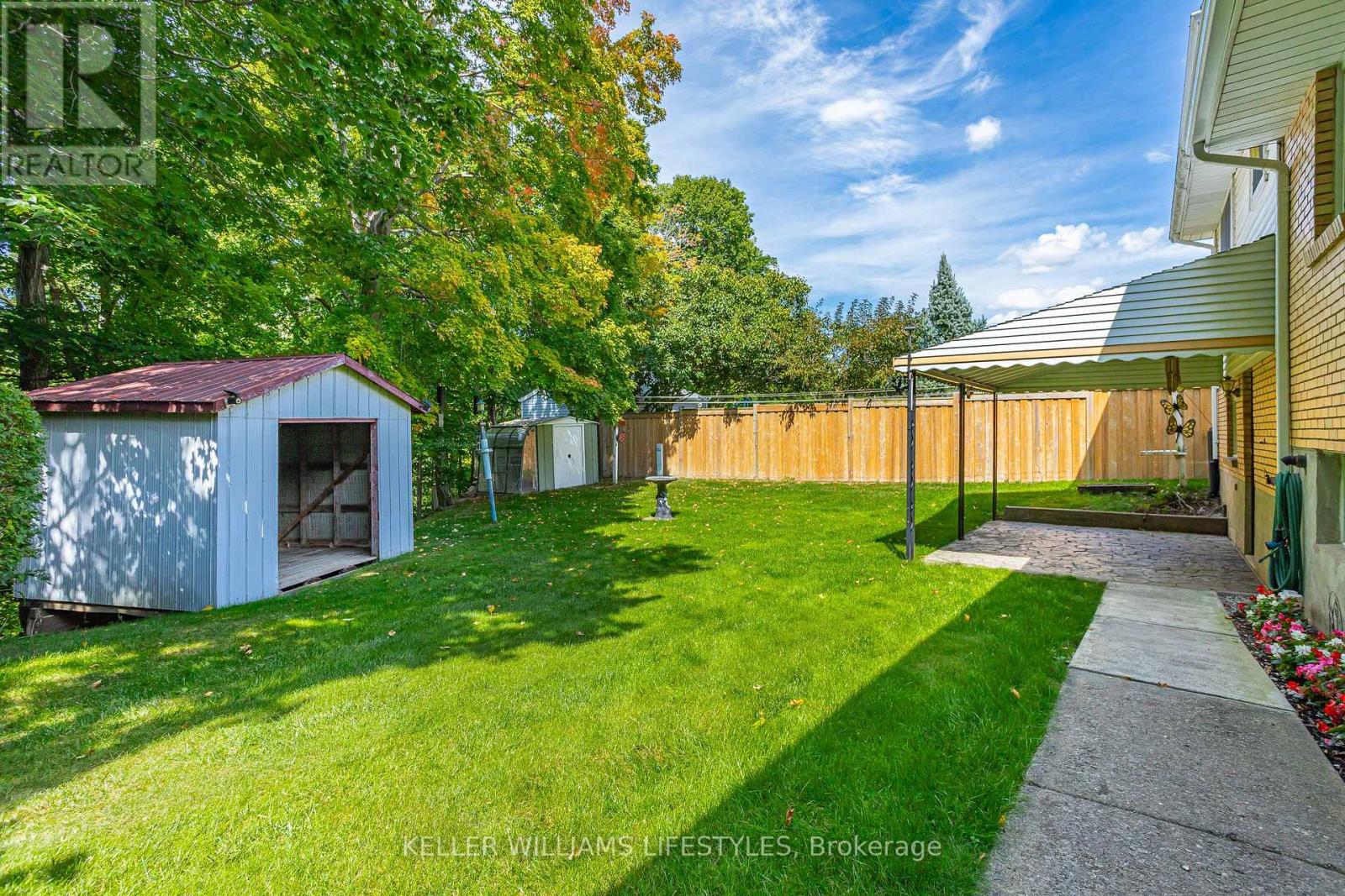 195 Queen Street, North Middlesex (Ailsa Craig), Ontario  N0M 1A0 - Photo 33 - X12384805