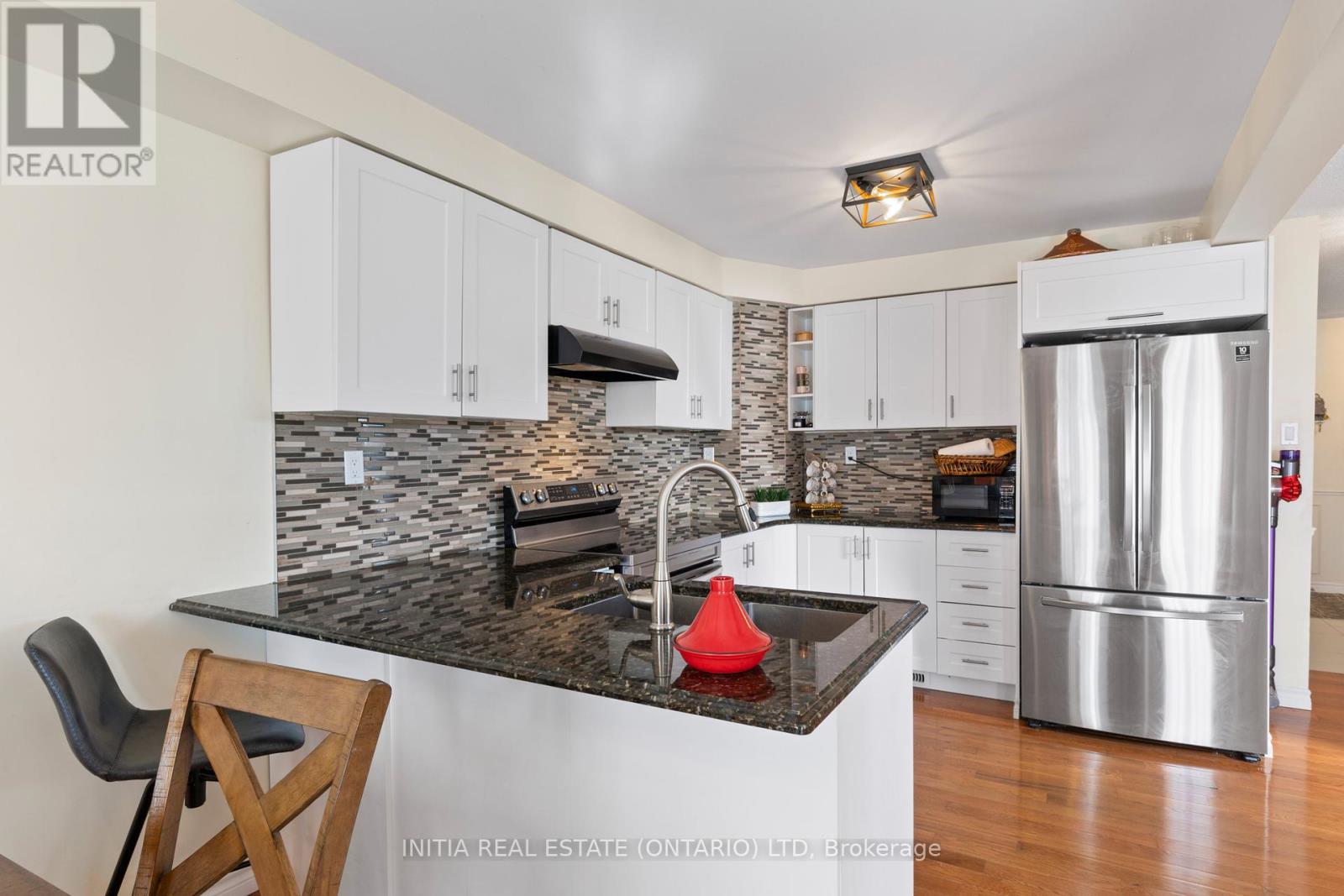16 - 700 Osgoode Drive, London South (South Y), Ontario  N6E 2H1 - Photo 7 - X12384945