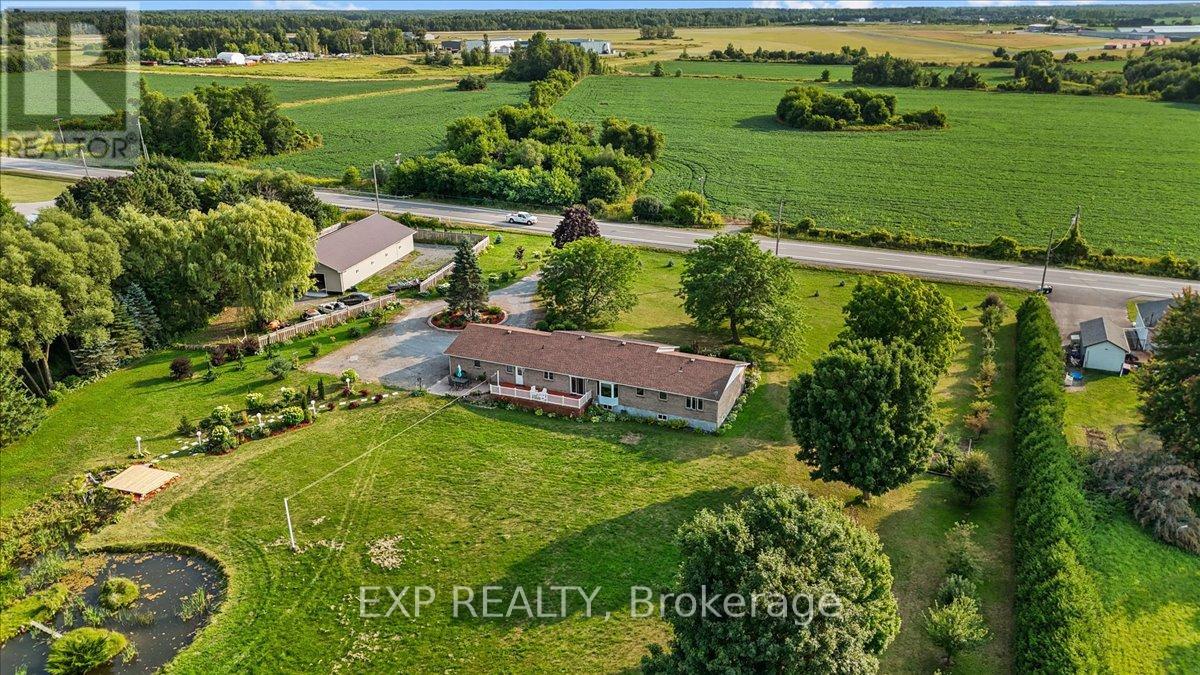 3382 Carp Road, Ottawa, Ontario  K0A 1L0 - Photo 1 - X12384795