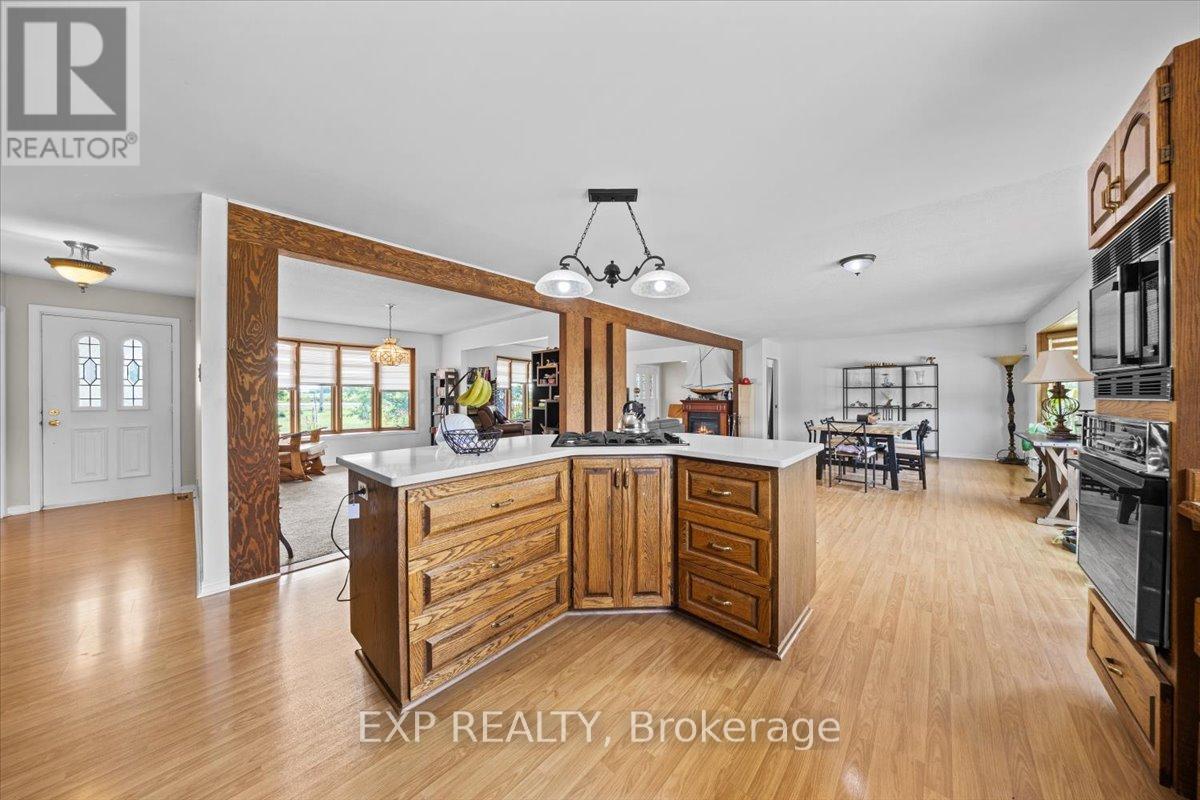 3382 Carp Road, Ottawa, Ontario  K0A 1L0 - Photo 29 - X12384795