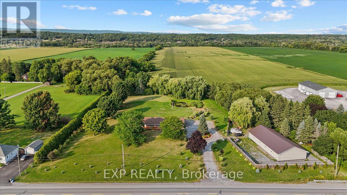3382 Carp Road, Ottawa, Ontario  K0A 1L0 - Photo 4 - X12384795