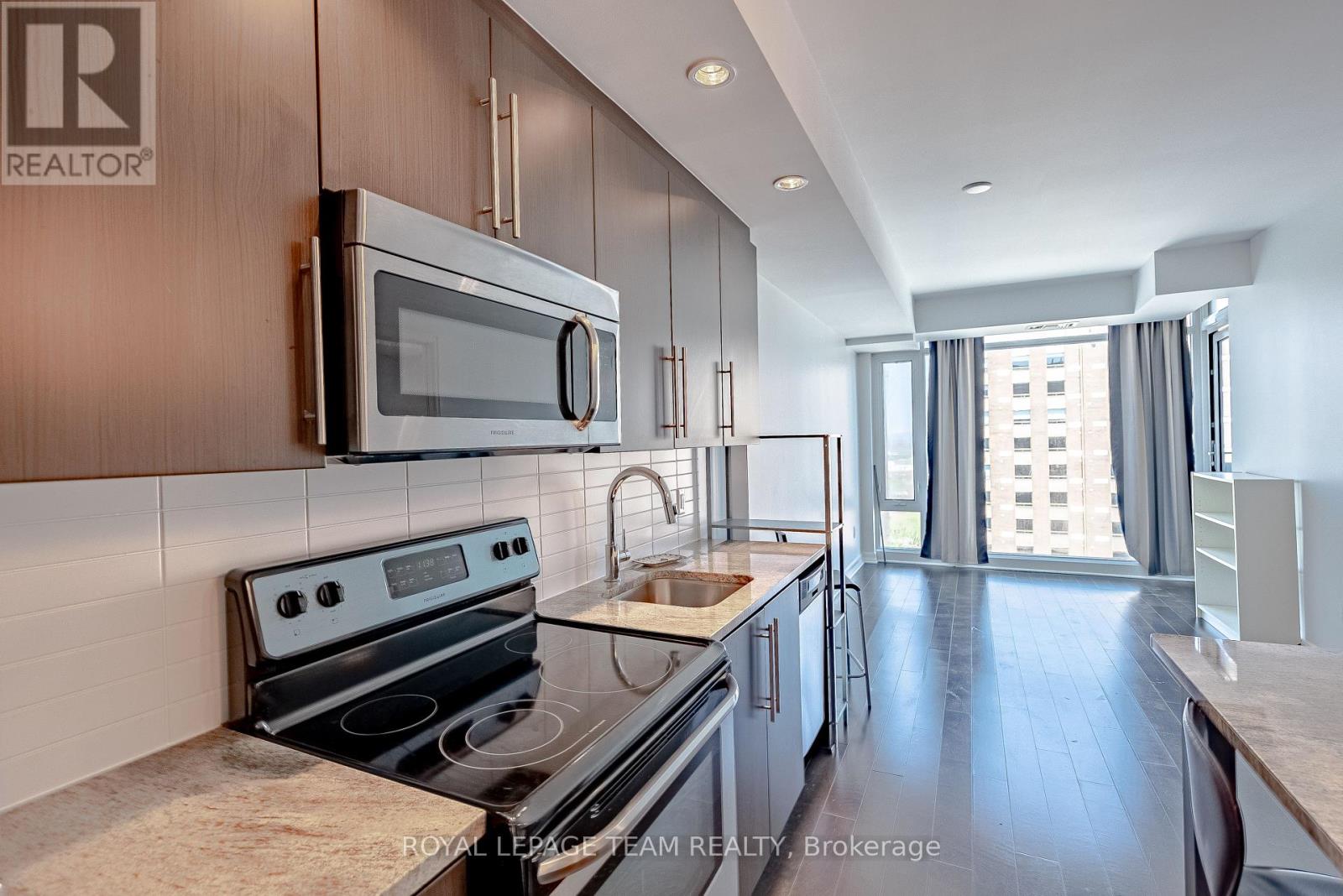 1209 - 238 Besserer Street, Ottawa, Ontario  K1N 6B1 - Photo 8 - X12384887