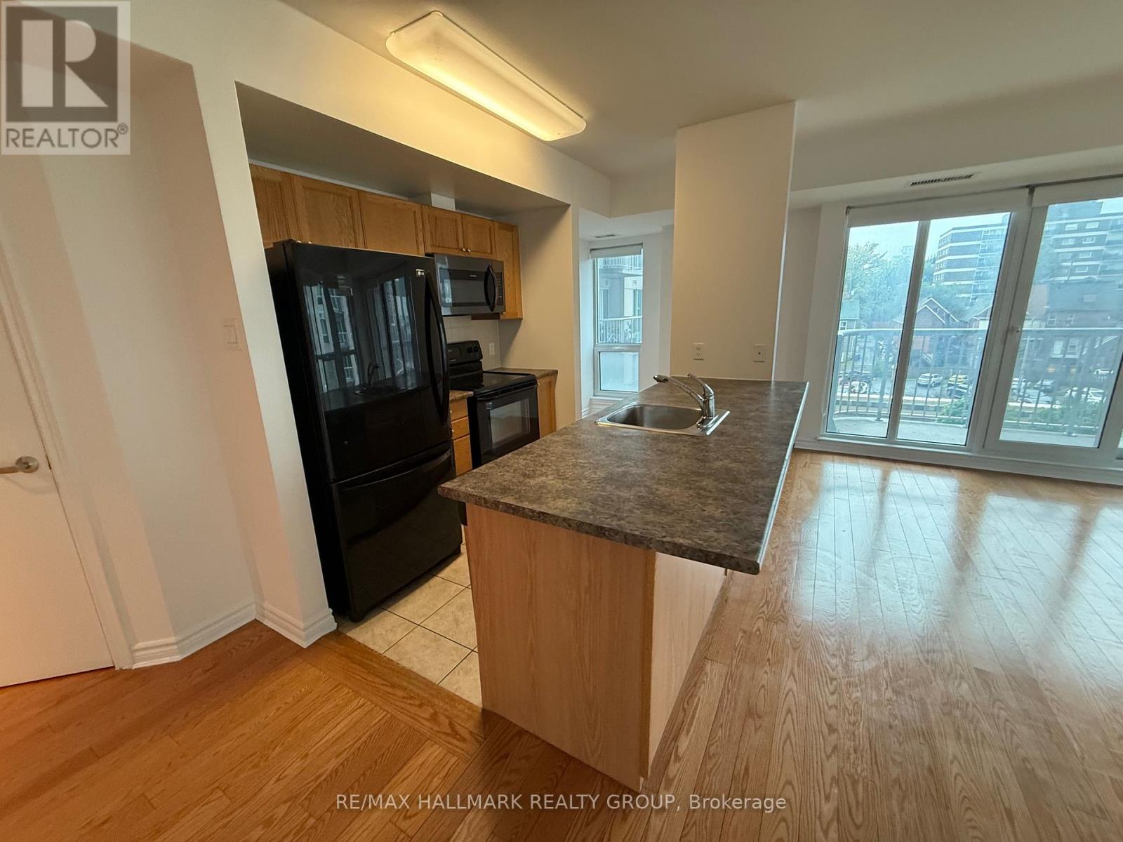 512 - 234 Rideau Street, Ottawa, Ontario  K1N 5X8 - Photo 9 - X12384909