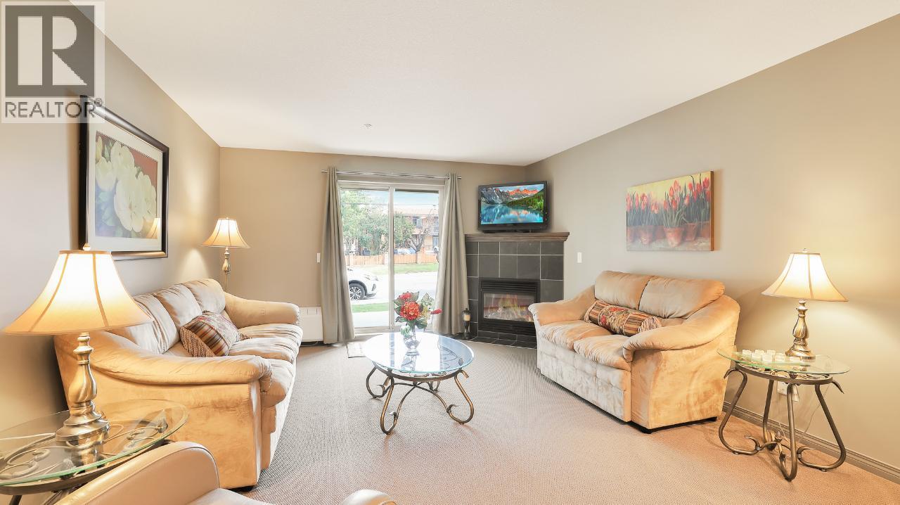 4874 STANLEY Street Unit# 107, radium hot springs, British Columbia