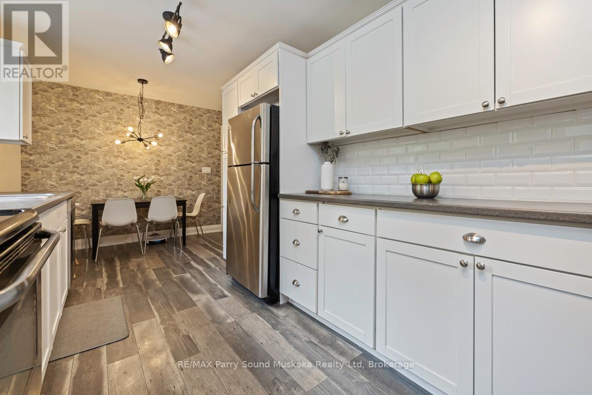 12 Beaver Trail, Mcdougall, Ontario  P2A 2W8 - Photo 20 - X12384868