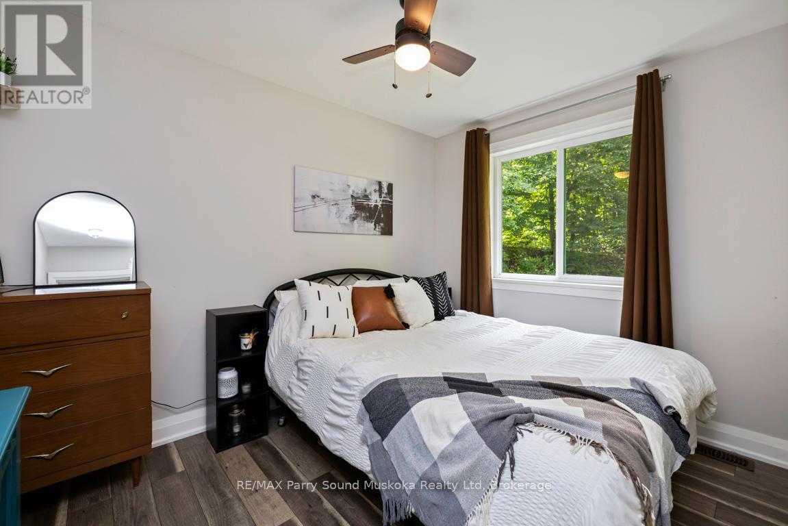 12 Beaver Trail, Mcdougall, Ontario  P2A 2W8 - Photo 23 - X12384868