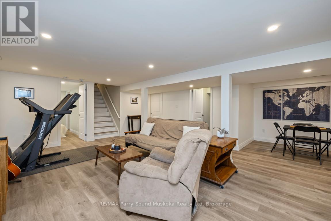 12 Beaver Trail, Mcdougall, Ontario  P2A 2W8 - Photo 32 - X12384868
