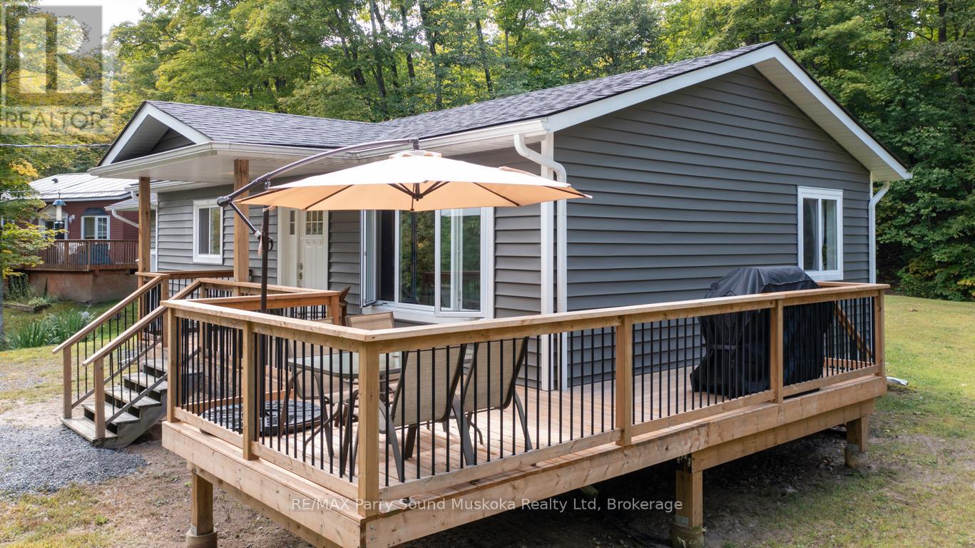 12 Beaver Trail, Mcdougall, Ontario  P2A 2W8 - Photo 5 - X12384868