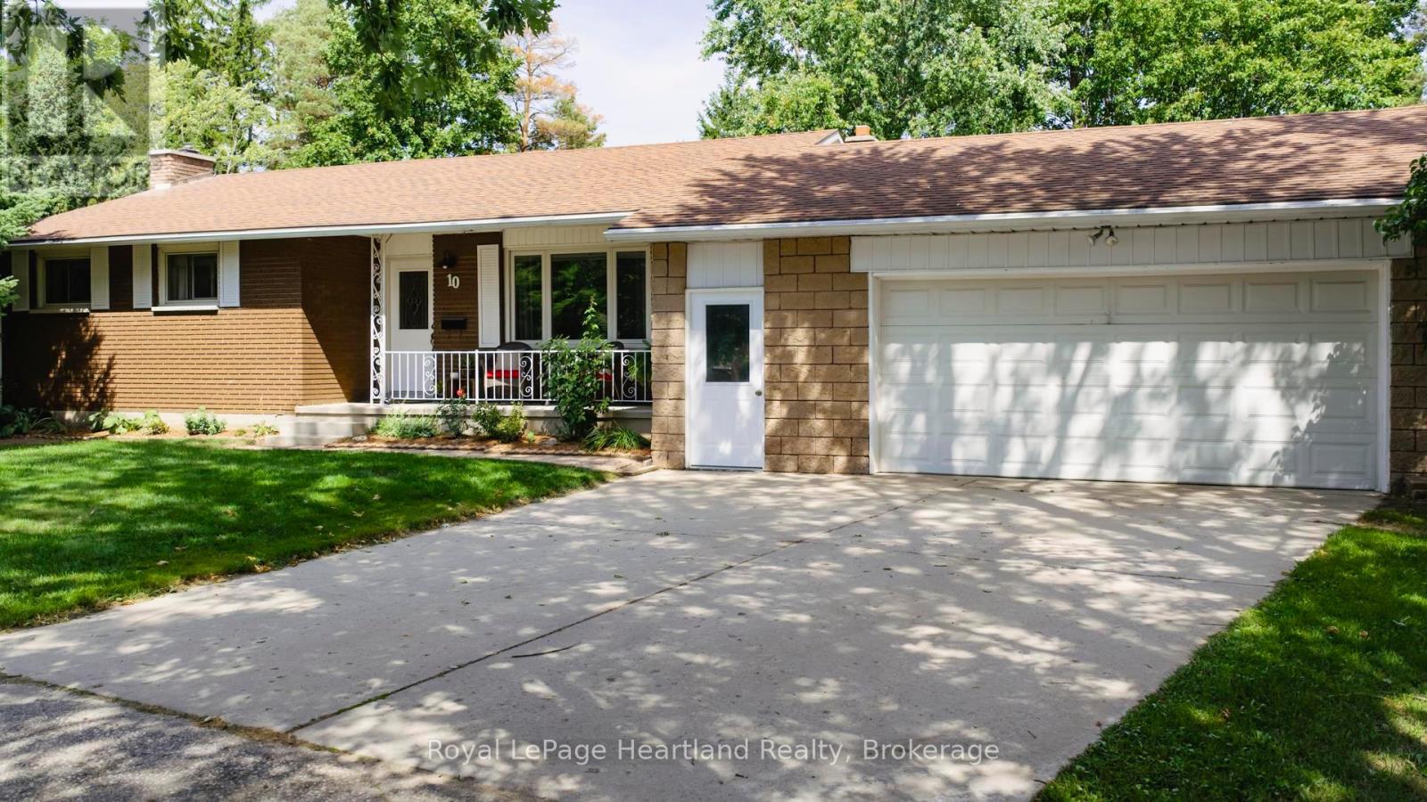 10 Bissett Court, Goderich, Ontario  N7A 3X8 - Photo 49 - X12384953