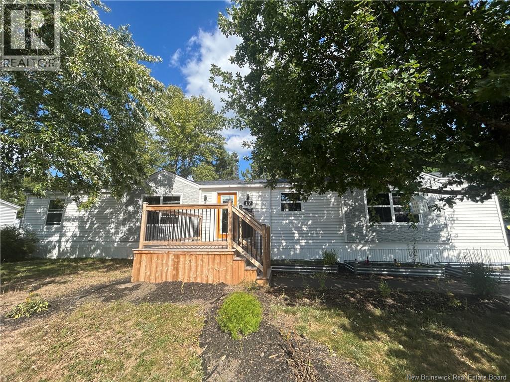 17 Anemone Street, Moncton, New Brunswick  E1H 2J1 - Photo 1 - NB126140