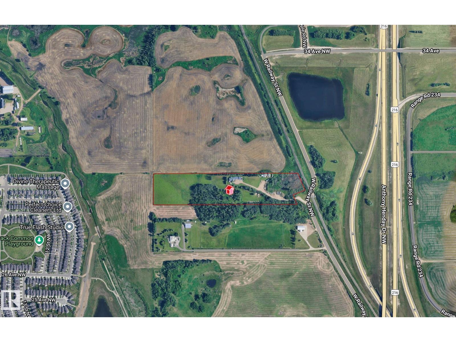 150 West Railway St Nw, Edmonton, Alberta  T6T 1J1 - Photo 1 - E4456384
