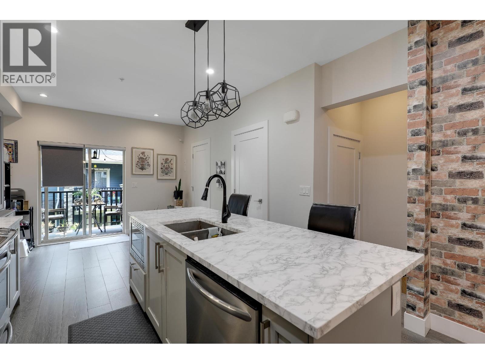 22 843 Ewen Avenue, New Westminster, British Columbia  V3M 0K6 - Photo 14 - R3043910