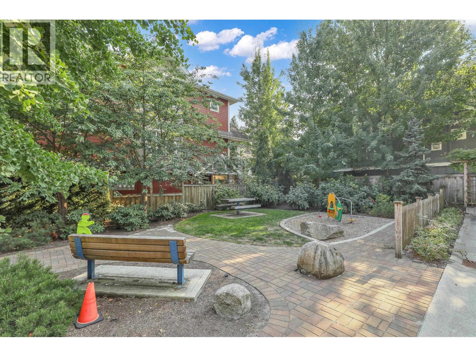 22 843 Ewen Avenue, New Westminster, British Columbia  V3M 0K6 - Photo 38 - R3043910