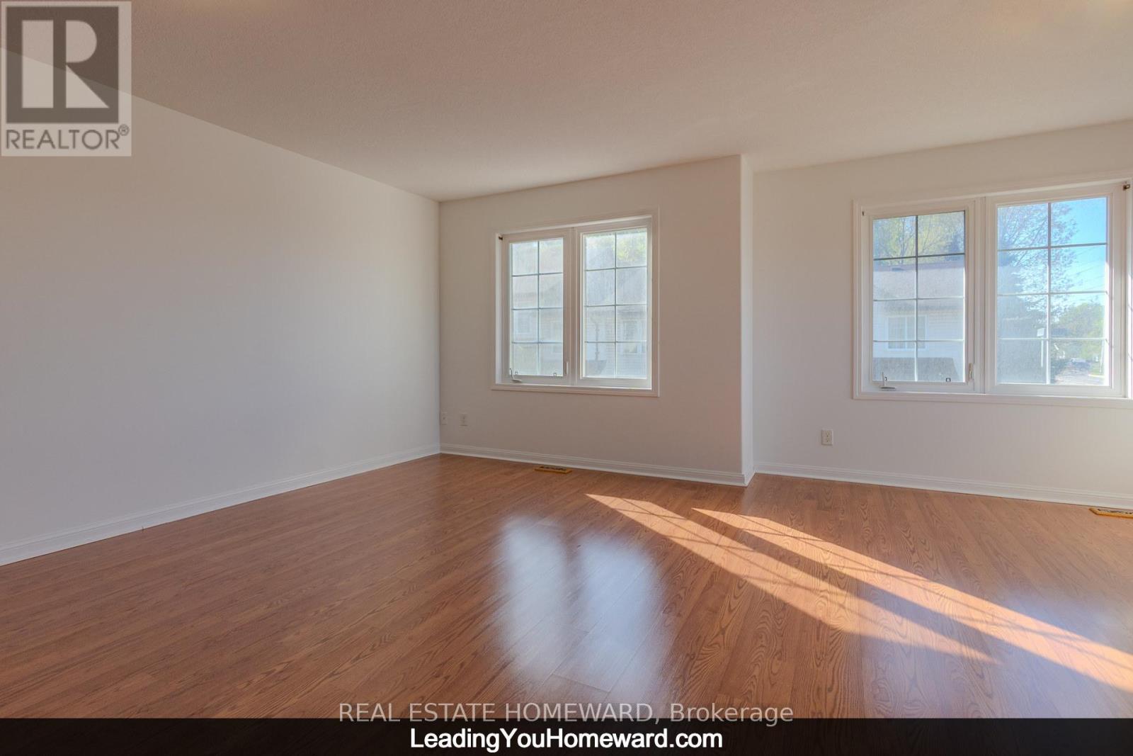 19 - 488 Yonge Street, Barrie, Ontario  L4N 4E2 - Photo 15 - S12384708