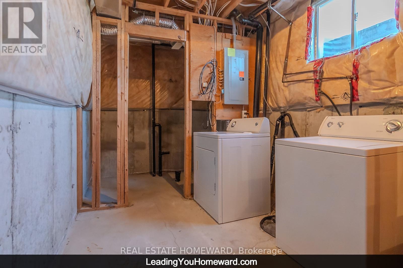 19 - 488 Yonge Street, Barrie, Ontario  L4N 4E2 - Photo 22 - S12384708