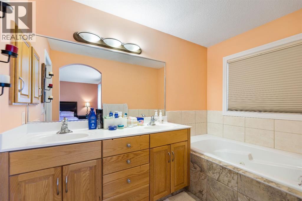 115 Kincora View Nw, Calgary, Alberta  T3R 1M3 - Photo 27 - A2254631