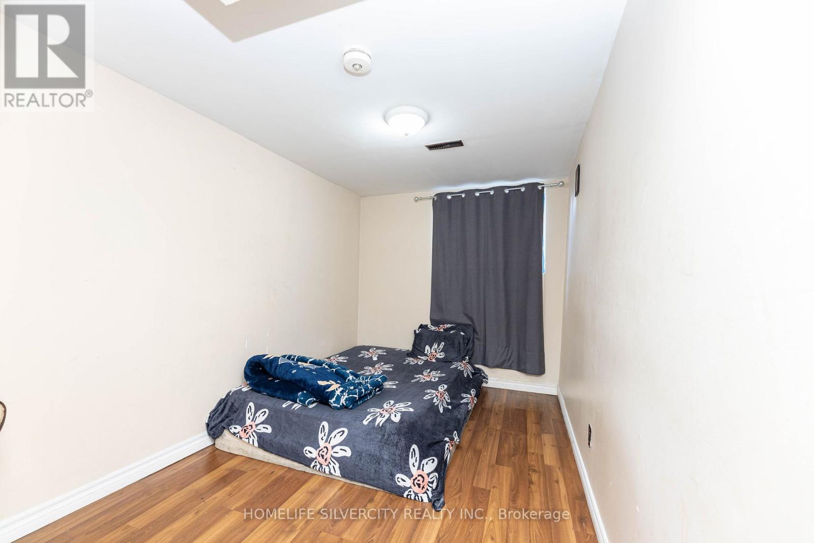7258 Reindeer Drive, Mississauga, Ontario  L4T 2M7 - Photo 43 - W12384743