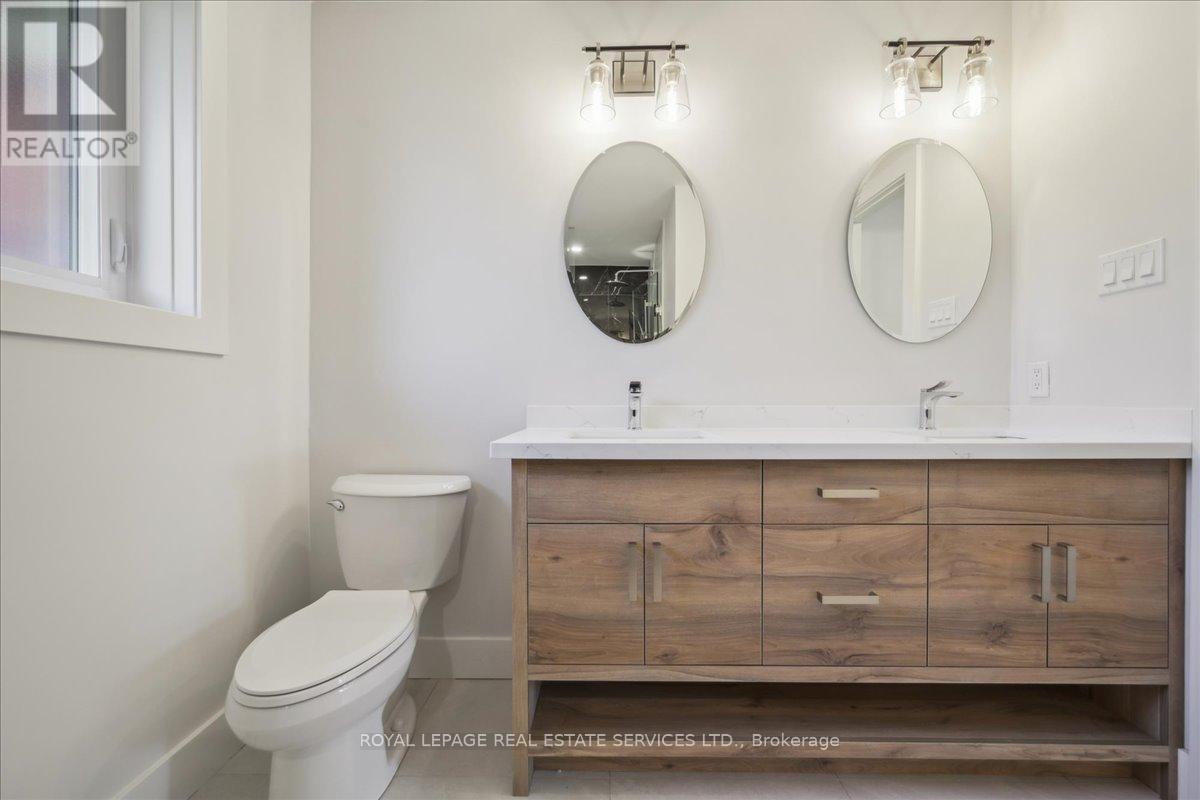 1379 Golden Meadow Trail, Oakville, Ontario  L6H 3H1 - Photo 30 - W12384753