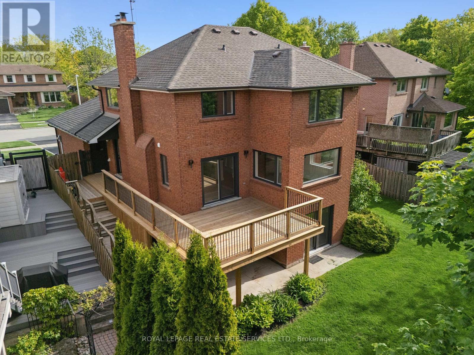 1379 Golden Meadow Trail, Oakville, Ontario  L6H 3H1 - Photo 42 - W12384753