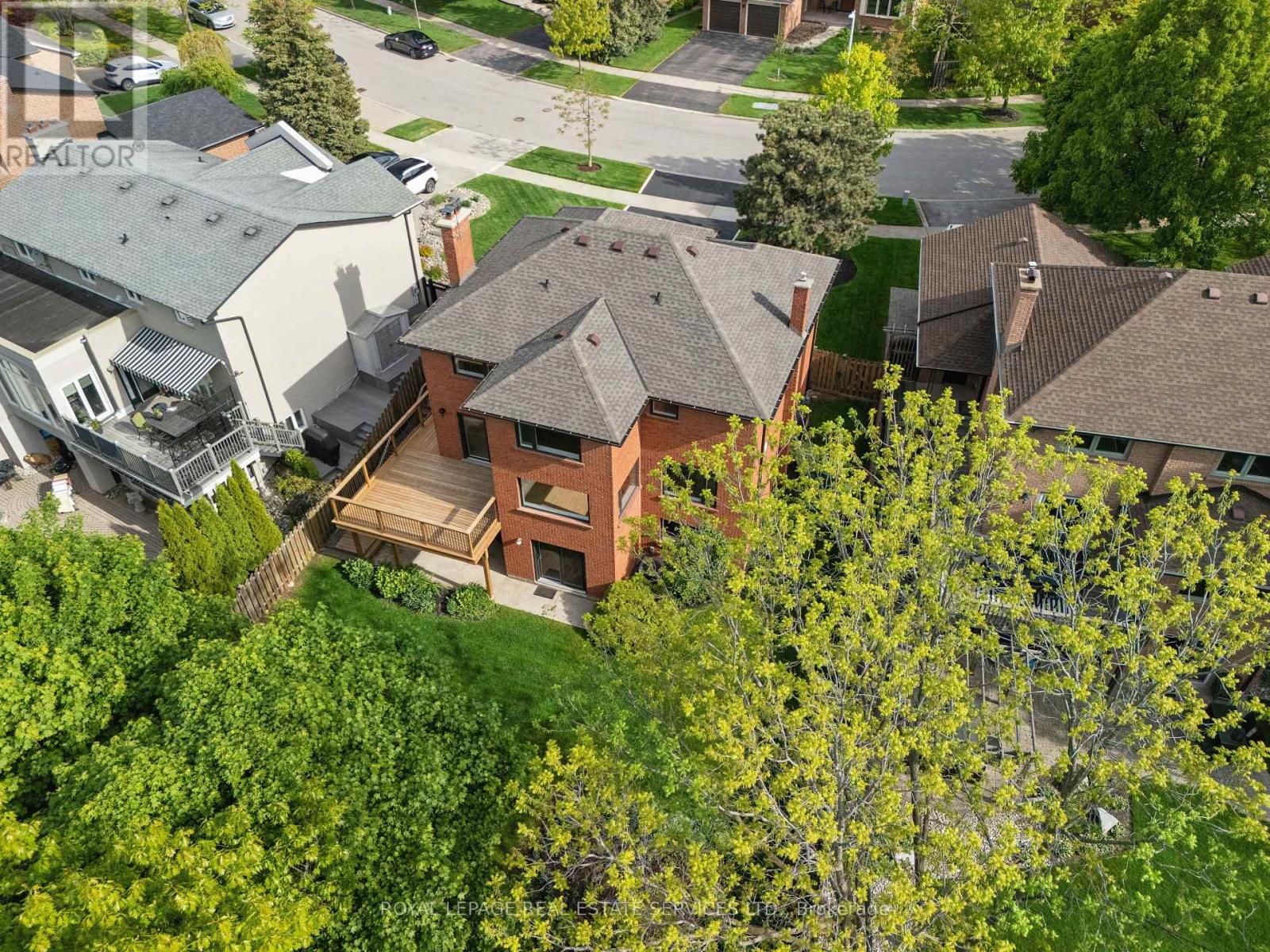 1379 Golden Meadow Trail, Oakville, Ontario  L6H 3H1 - Photo 47 - W12384753