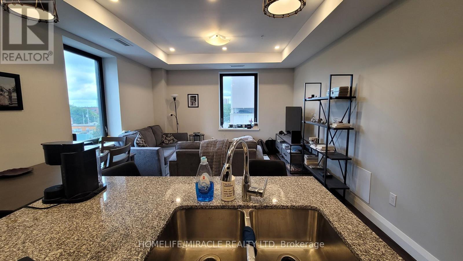 422 - 118 King Street E, Hamilton, Ontario  L8N 0A9 - Photo 14 - X12384545