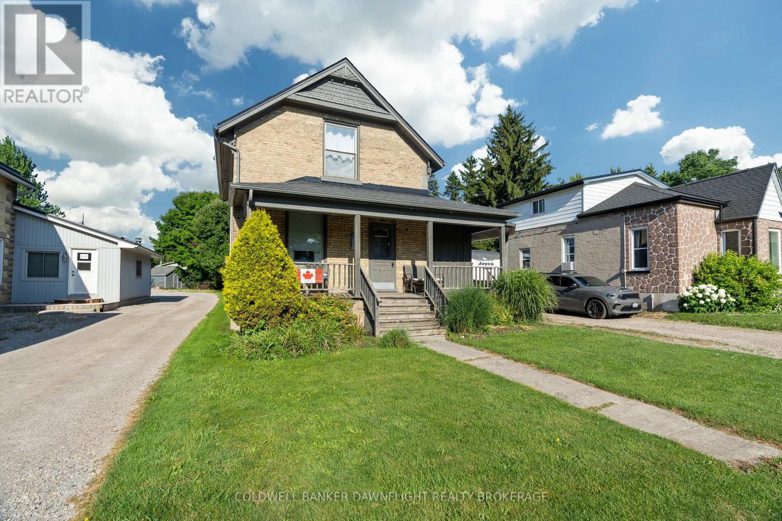 96 Main Street S, South Huron, Ontario  N0M 1S1 - Photo 2 - X12283160