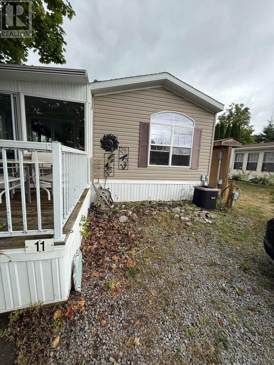 11 Grandview Drive, Peterborough (Otonabee Ward 1), Ontario  K0L 2G0 - Photo 1 - X12384767