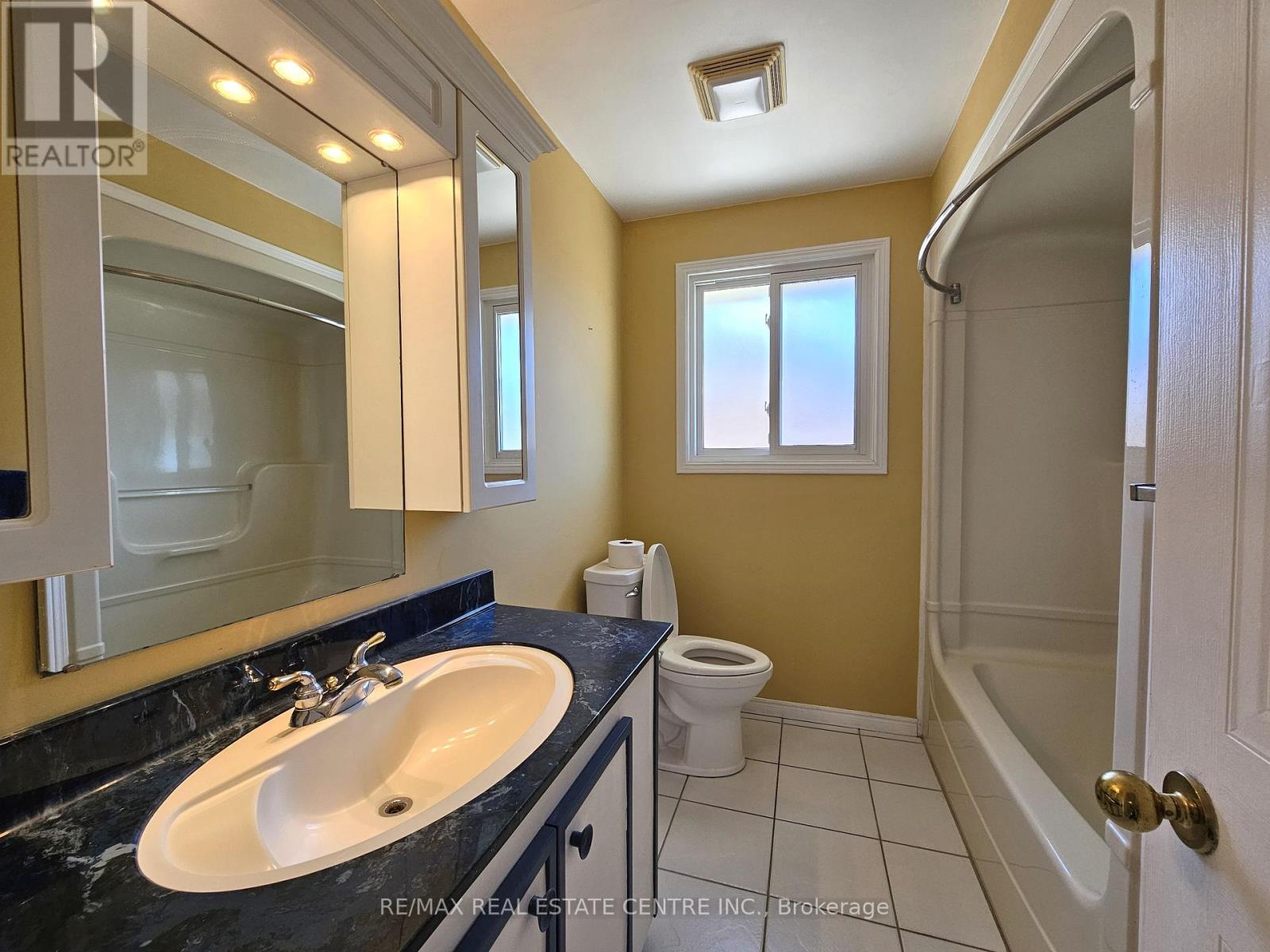 82 Elmwood Avenue, Cambridge, Ontario  N1R 4Y4 - Photo 17 - X12384790