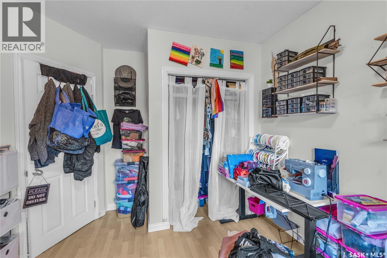 302 M Avenue N, Saskatoon, Saskatchewan  S7L 2S5 - Photo 14 - SK017373