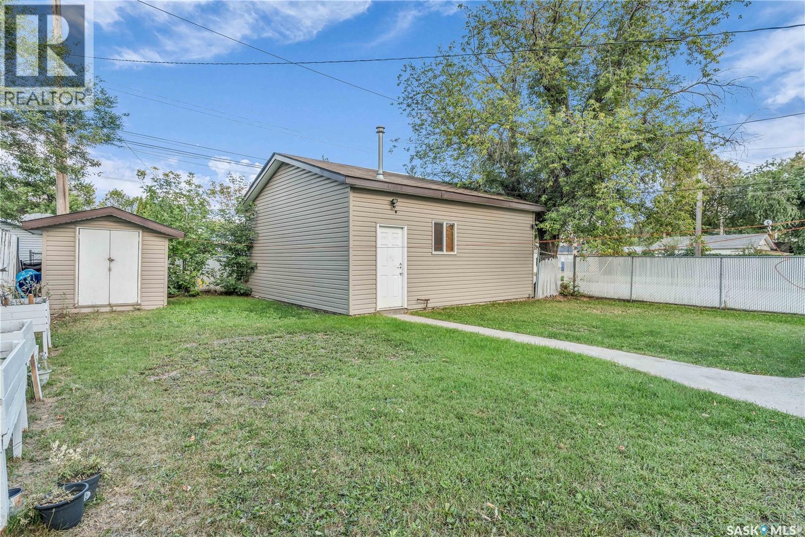 302 M Avenue N, Saskatoon, Saskatchewan  S7L 2S5 - Photo 26 - SK017373