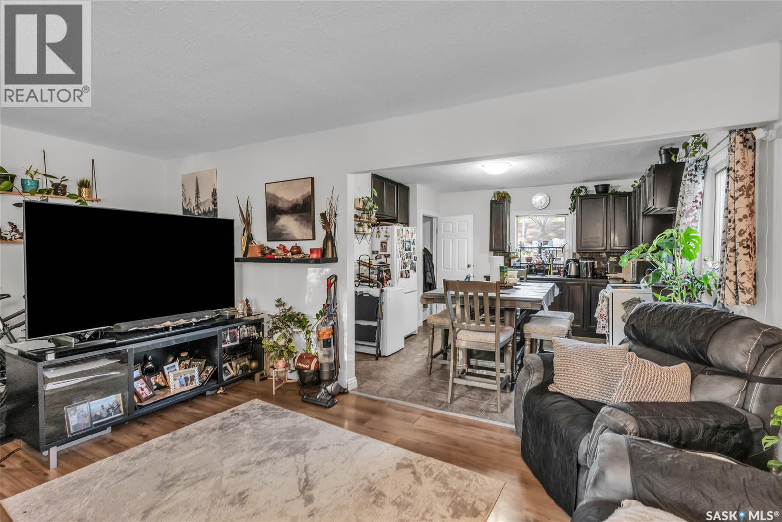 302 M Avenue N, Saskatoon, Saskatchewan  S7L 2S5 - Photo 5 - SK017373