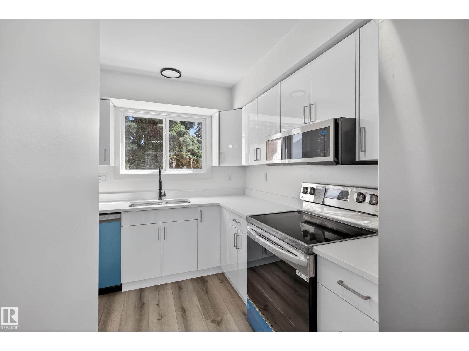 17136 100 St Nw, Edmonton, Alberta  T5X 5H3 - Photo 8 - E4455706