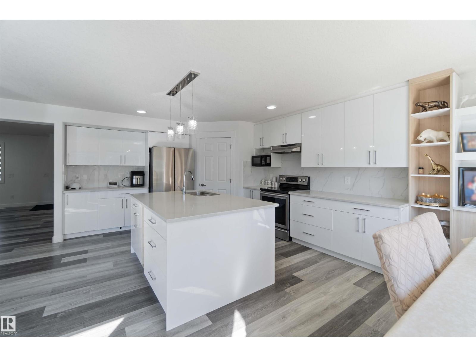 1017 82 St Sw, Edmonton, Alberta  T6X 1E4 - Photo 7 - E4456397