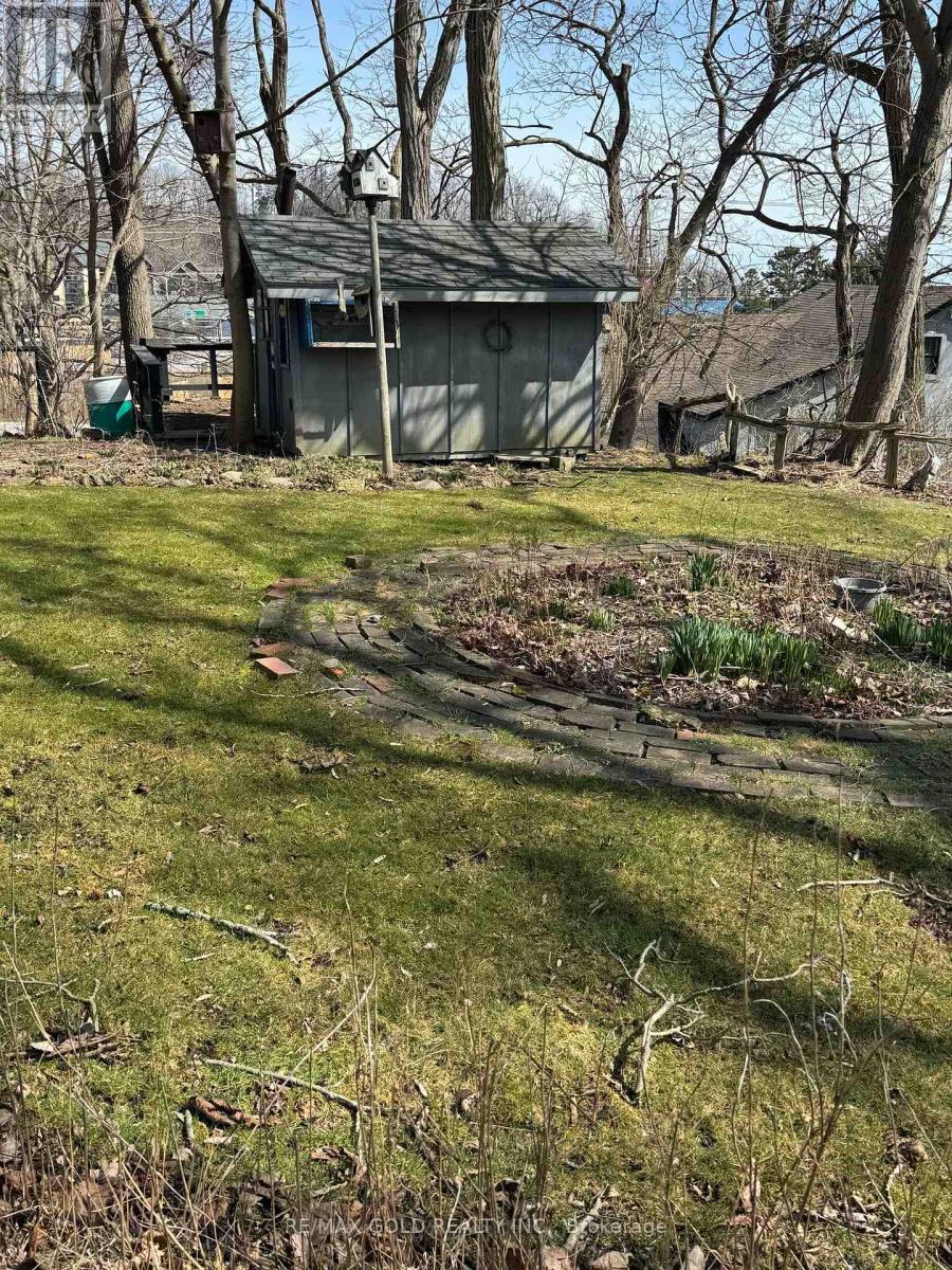 329 George Street, Central Elgin, Ontario  N5L 1C5 - Photo 13 - X12363284