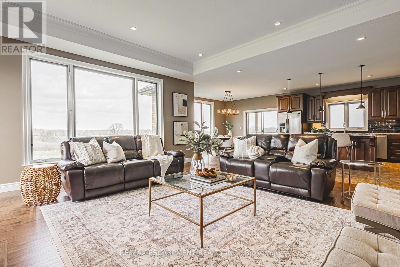15 Reeds Road, Haldimand, Ontario  N0A 1E0 - Photo 4 - X12128606