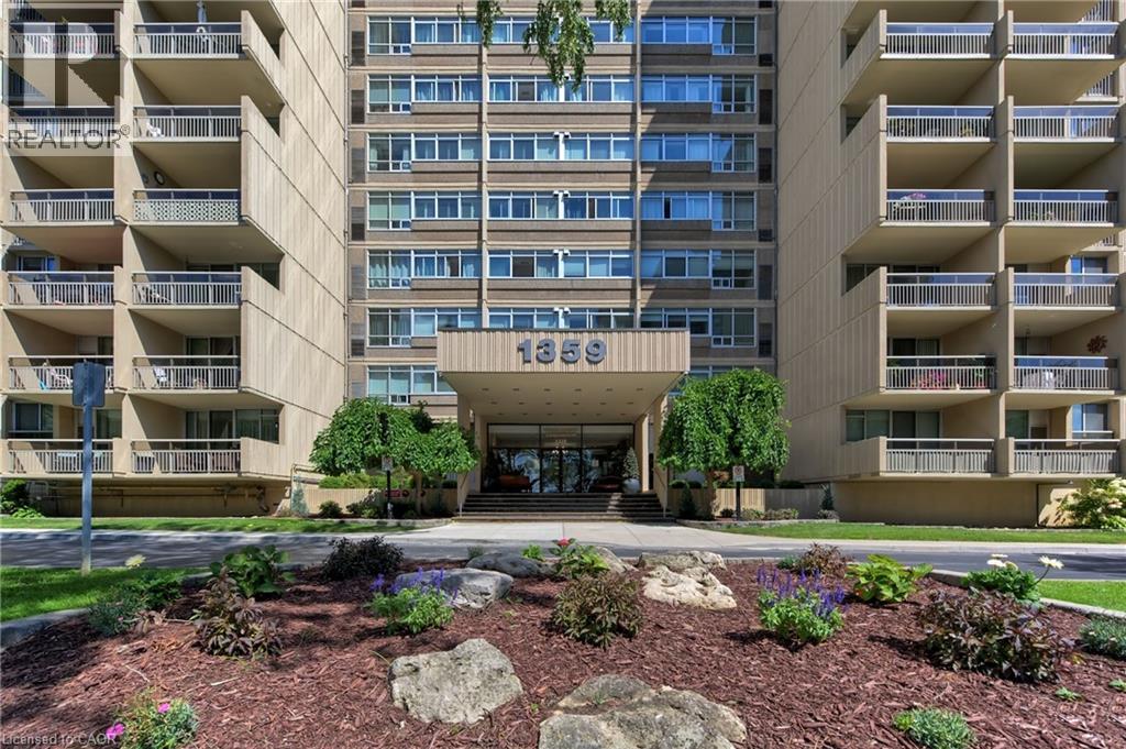1359 White Oaks Boulevard Unit# 804, Oakville, Ontario  L6H 2R8 - Photo 2 - 40766825